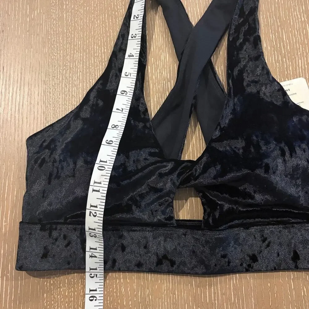 NWT Fabletics Oasis Crushed‎ Velour Twist Sports Bra in Black Sz XL